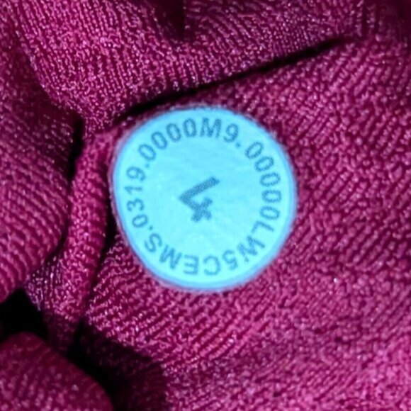 Lululemon x Barry's Stronger As One Ruby Red Tights sz 4 - Picture 6 of 7